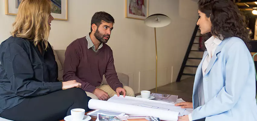 How We Determine Your Selling a House in Disrepair Offer in Shirley, NY?