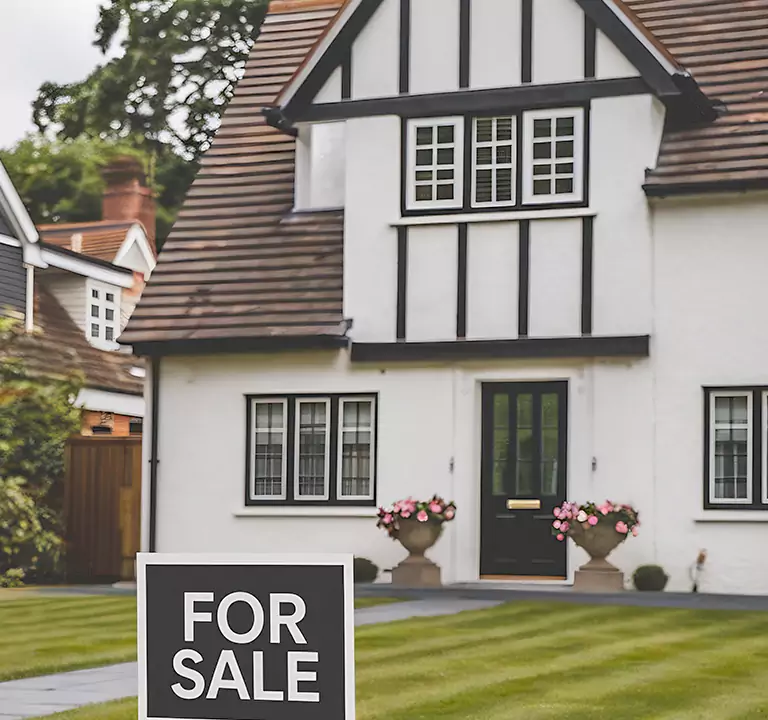 The Top-Rated Buyer to Sell House Off Market in Shirley, NY